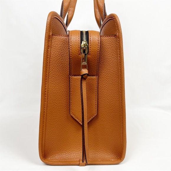 Marc Jacobs Tote - Picture 4 of 12